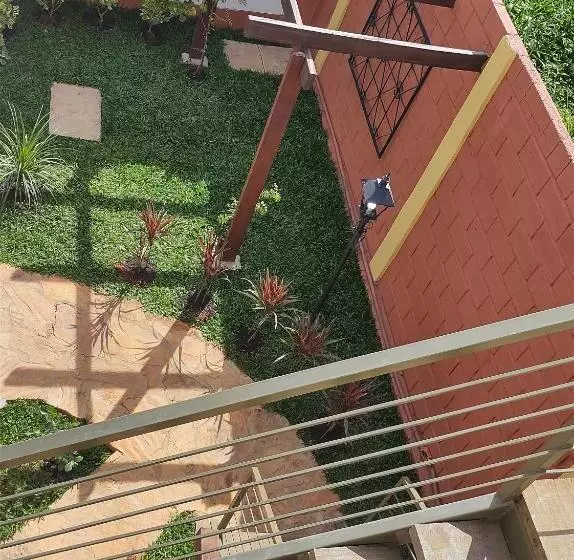 Hostel E Pousada Dom Bosco