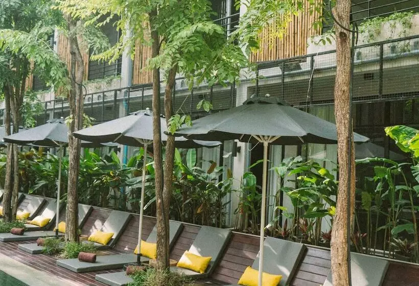 Larimar Hotel & Resort