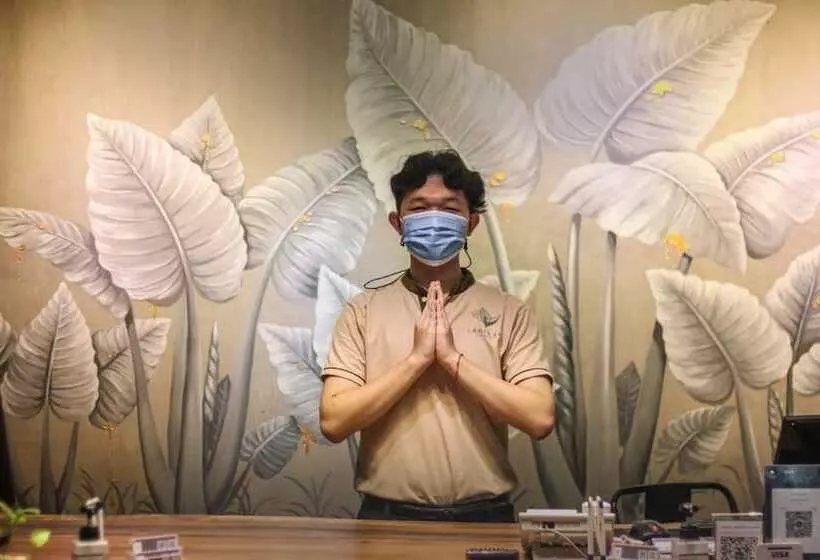 Larimar Hotel & Resort