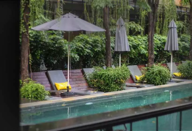 Larimar Hotel & Resort