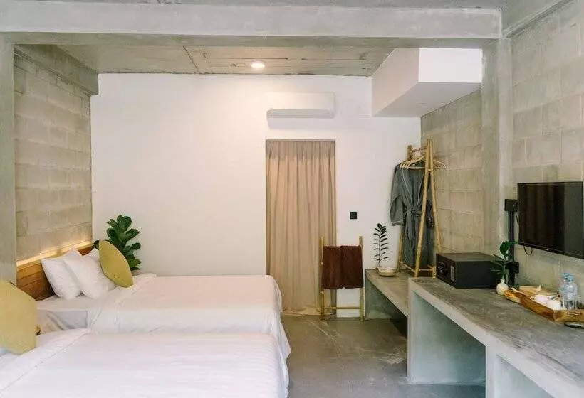 Larimar Hotel & Resort