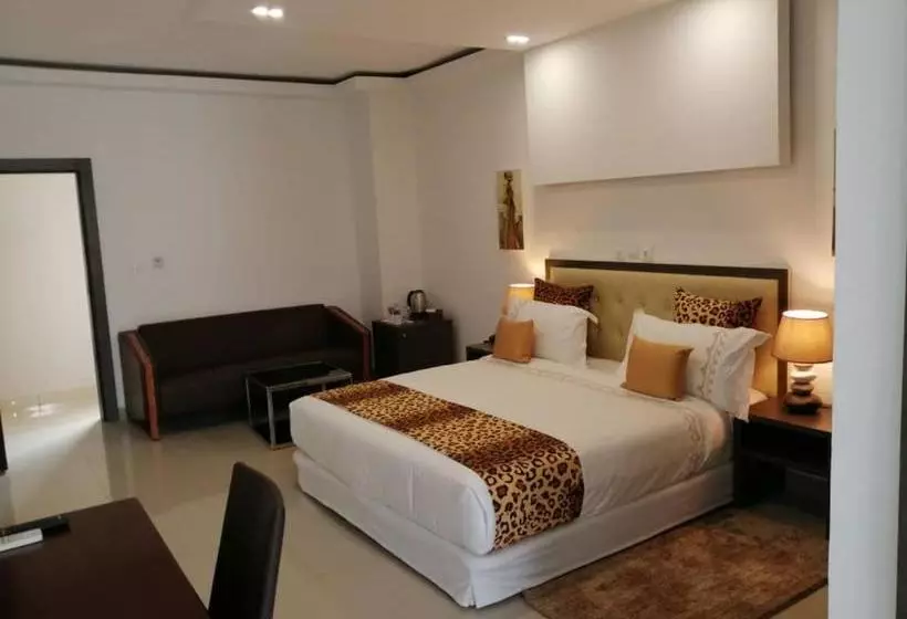 هتل Lorenzo Hôtel Abidjan