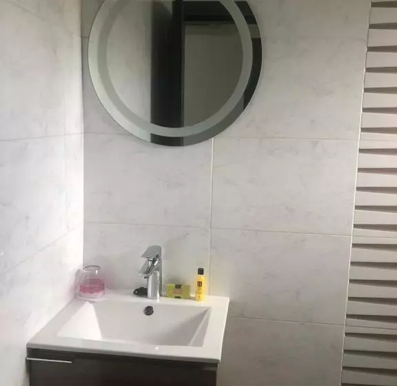 هتل Lorenzo Hôtel Abidjan