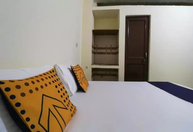 هتل Spot On 49224 Baddi Guest House