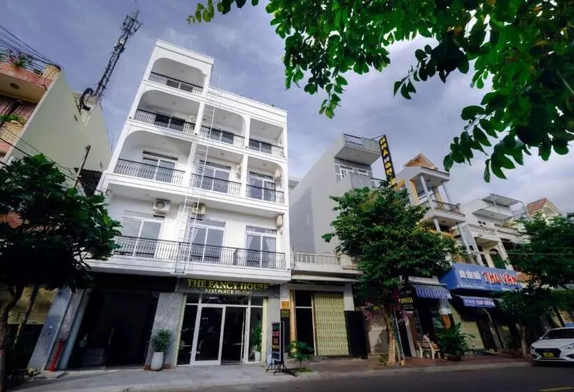 هتل The Fancy House