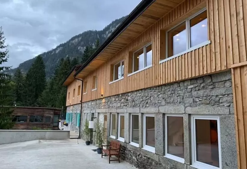 ペンション Sanskriti