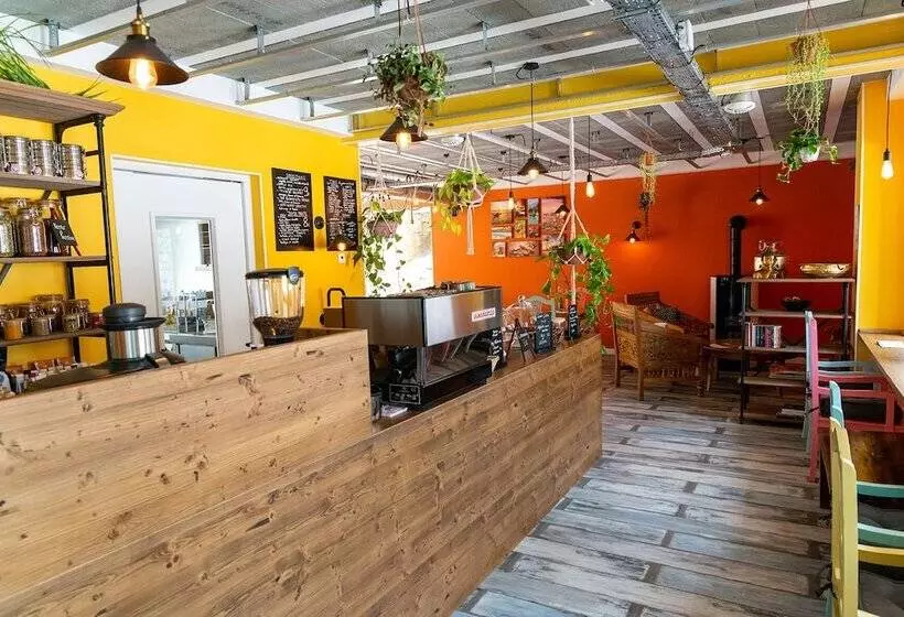 ペンション Sanskriti