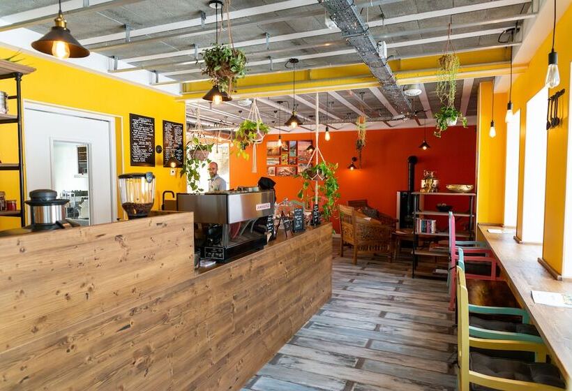 بنسيون Sanskriti