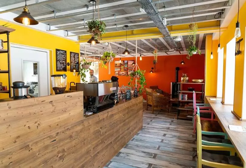 ペンション Sanskriti