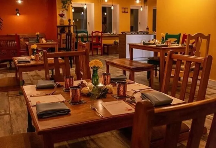 ペンション Sanskriti