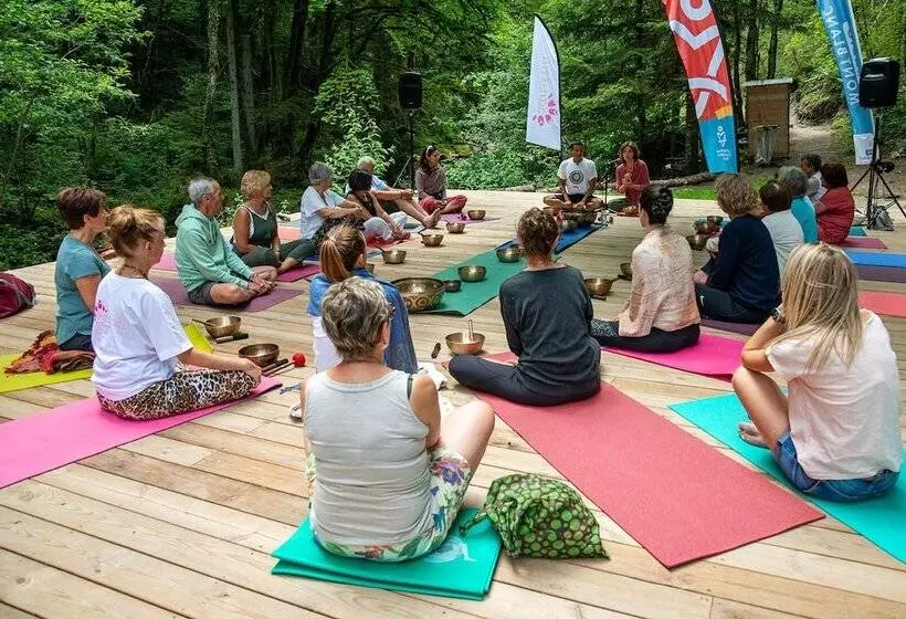 ペンション Sanskriti