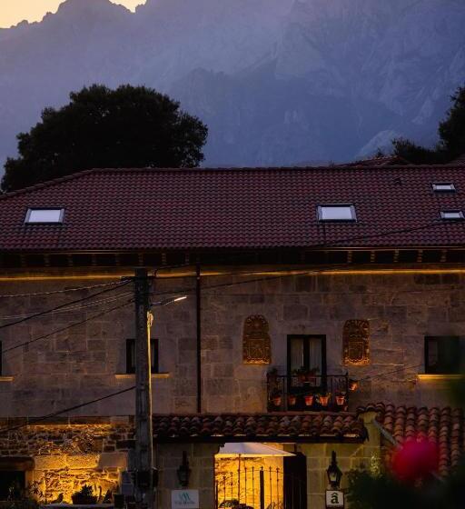 هاستل Posada Villa Matilde