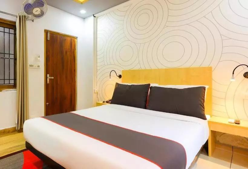 Hotelli Collection O Marhaba Govindapuram