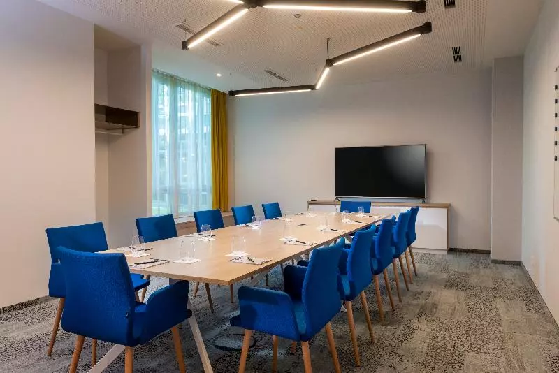 Flightgate Munich Airport Hotel, A Member Of Radisson Individuals