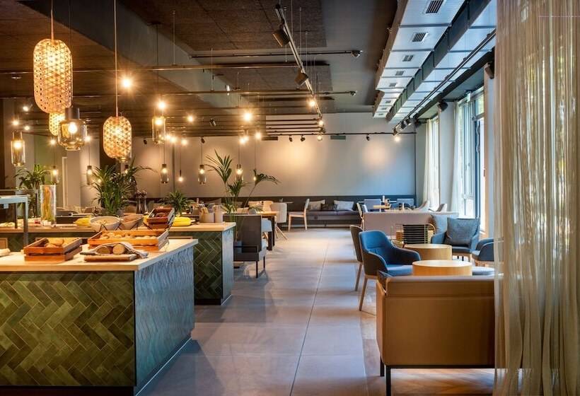 Flightgate Munich Airport Hotel, A Member Of Radisson Individuals