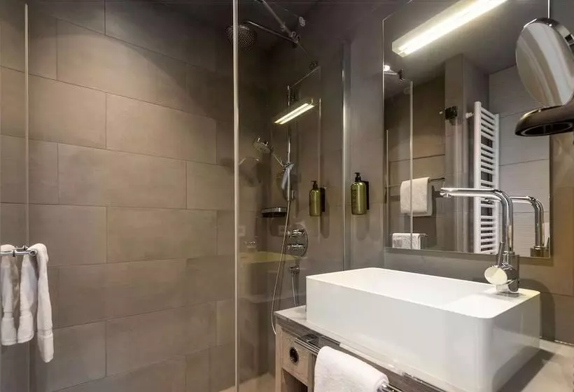 Flightgate Munich Airport Hotel, A Member Of Radisson Individuals