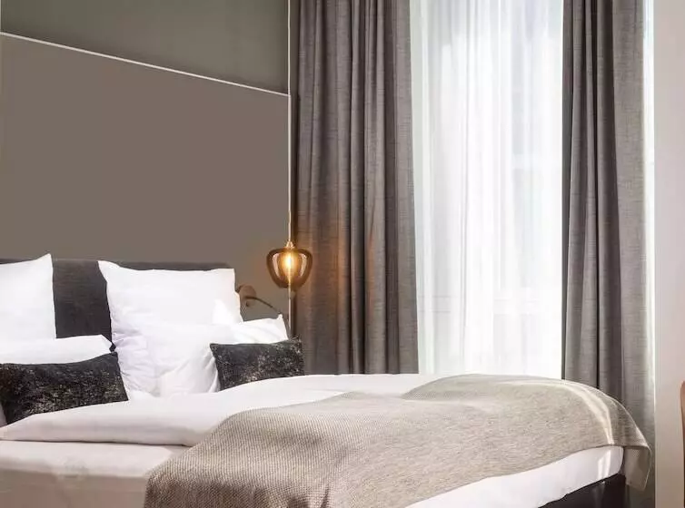 Flightgate Munich Airport Hotel, A Member Of Radisson Individuals