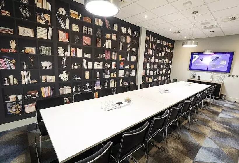 Village Hotel Basingstoke