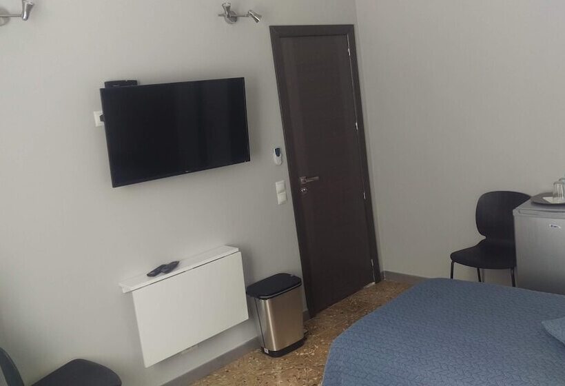 호스텔 Urban Rooms San Roque With Solarium