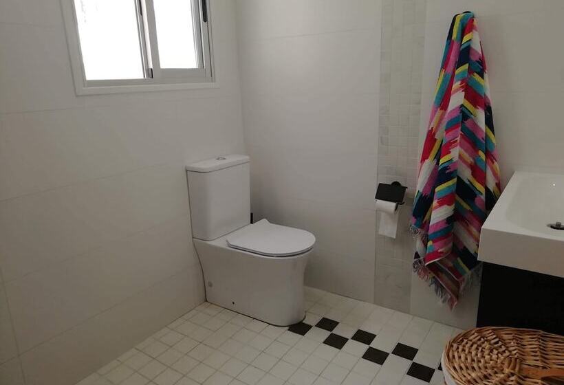 호스텔 Urban Rooms San Roque With Solarium