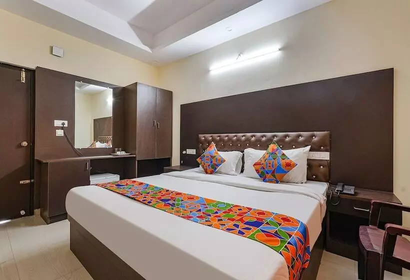 Hotel Fabexpress Metro Gs Comforts