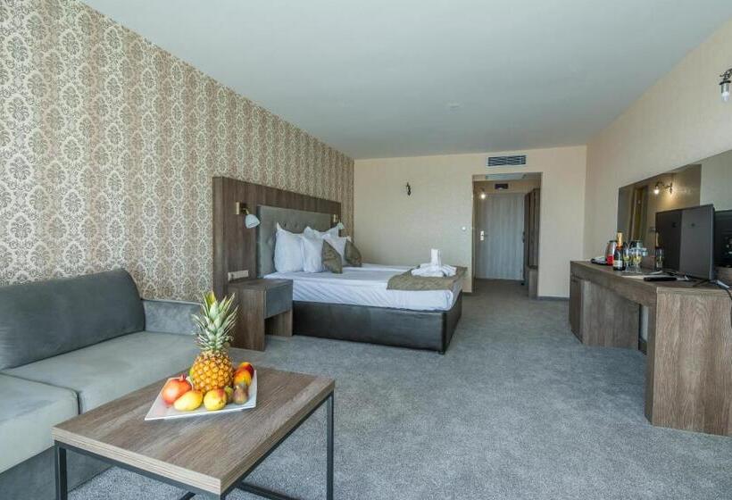 Hotel Katalina Spa Resort