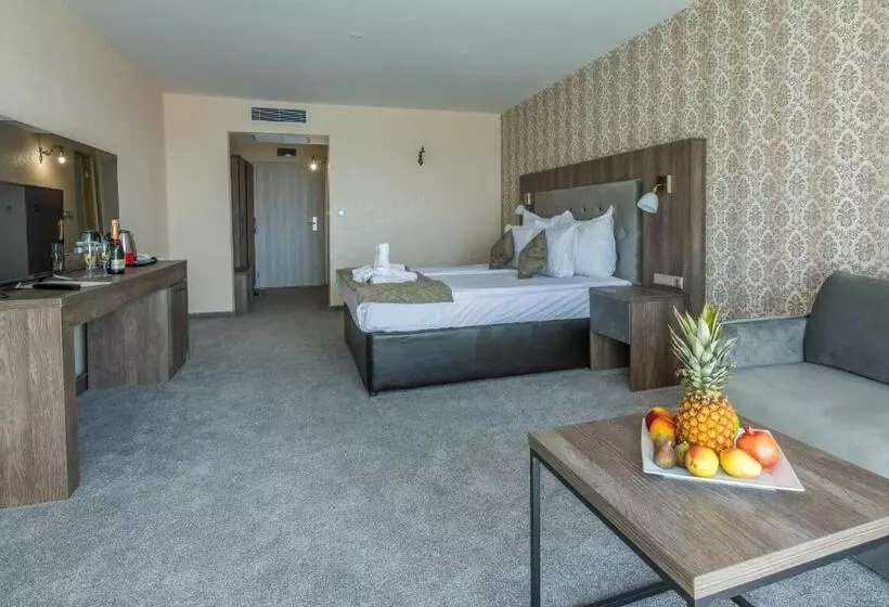 ホテル Katalina Spa Resort