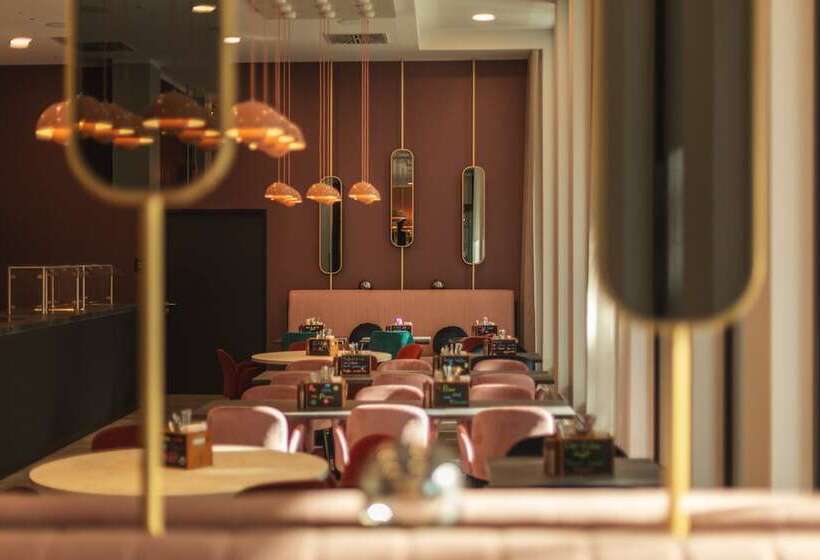 בית מלון כפרי Holiday Inn The Niu, Loco Munich North, An Ihg