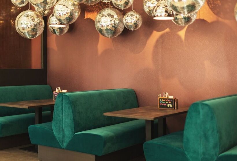 בית מלון כפרי Holiday Inn The Niu, Loco Munich North, An Ihg