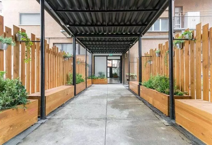 Uniho Hostel