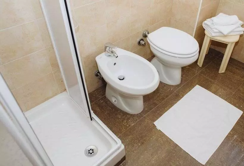 Uniho Hostel