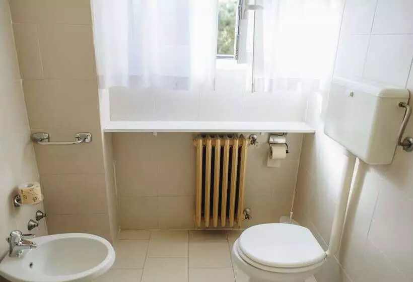 Uniho Hostel