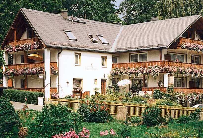 Общежитие Gaestehaus Stumpf