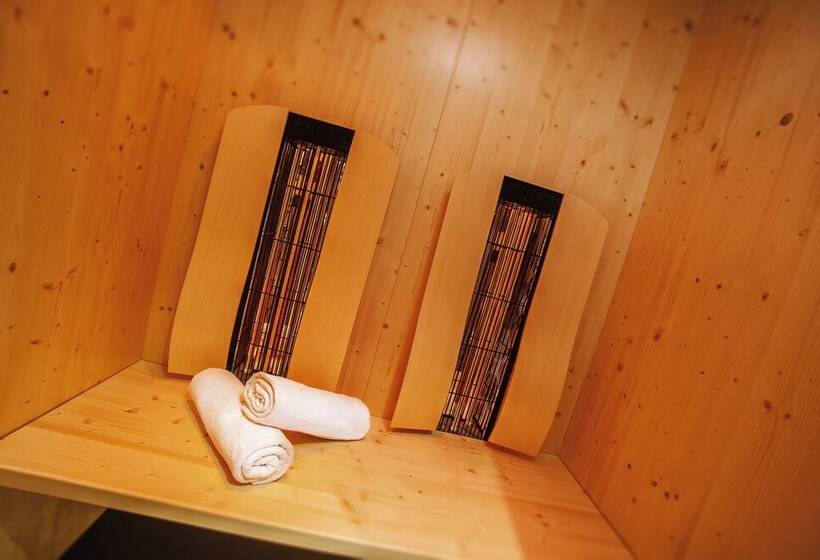 Hotel Garni Chasa Sulai