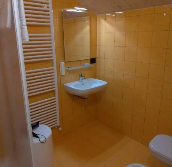 Majatalo La Corte Room & Relax