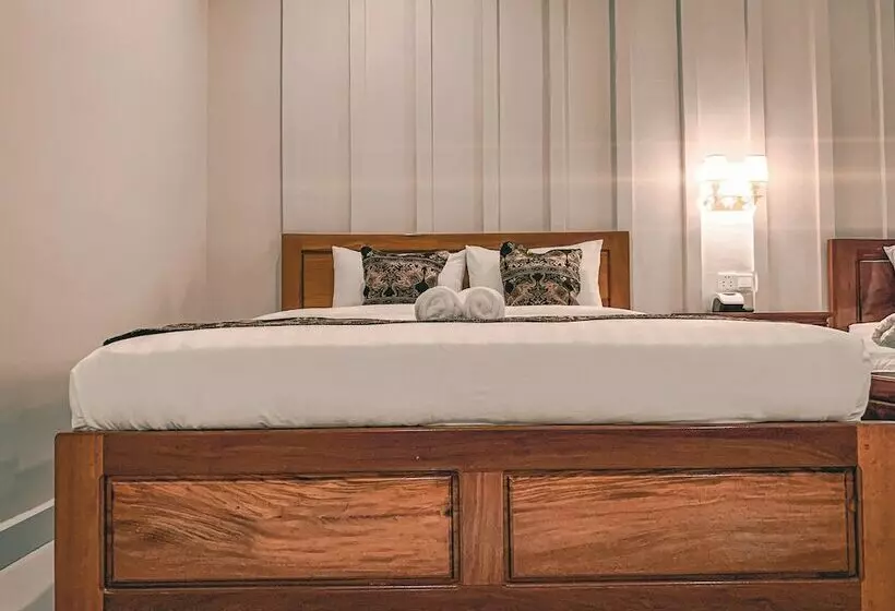 پانسیون Montagne Regency