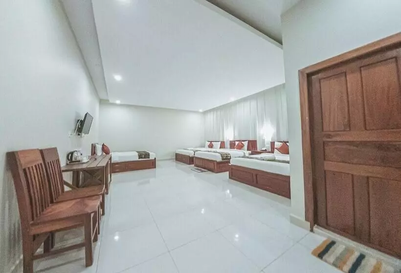 پانسیون Montagne Regency