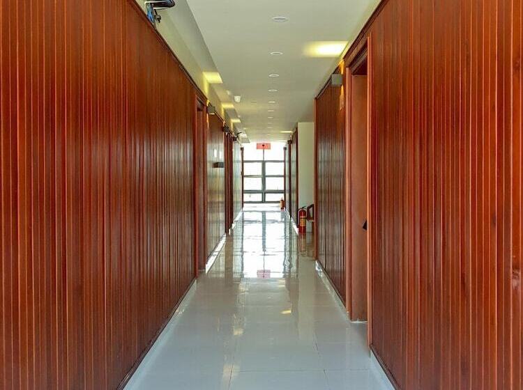 بنسيون Montagne Regency