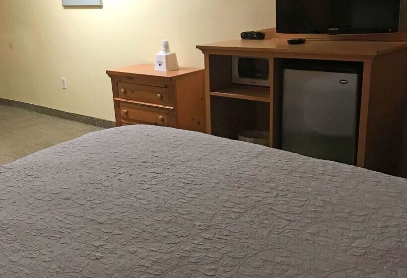 ホテル Americas Best Value Inn & Suites Anchorage Airport