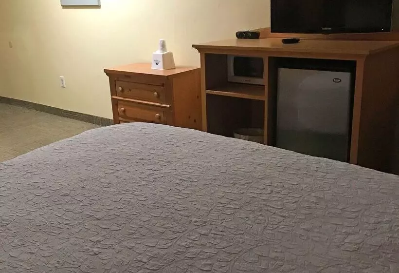 ホテル Americas Best Value Inn & Suites Anchorage Airport