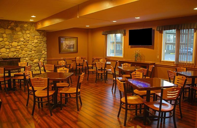 ホテル Americas Best Value Inn & Suites Anchorage Airport