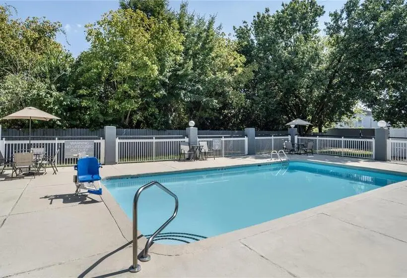 ホテル Comfort Inn & Suites Kannapolis Concord