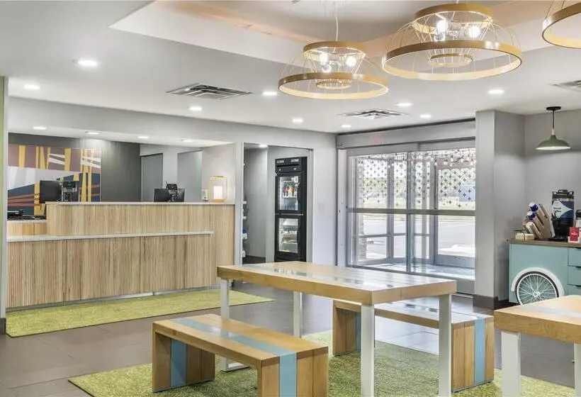 ホテル Comfort Inn & Suites Kannapolis Concord