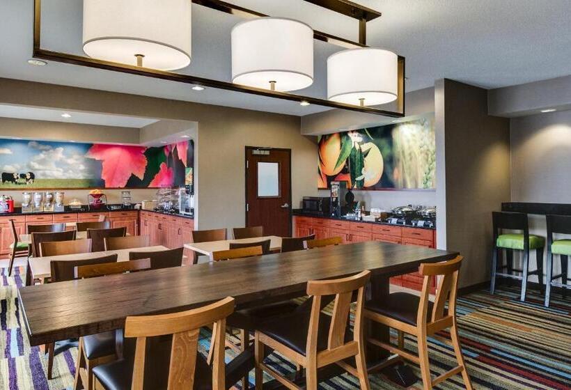 فندق Comfort Inn & Suites Olathe Kansas City