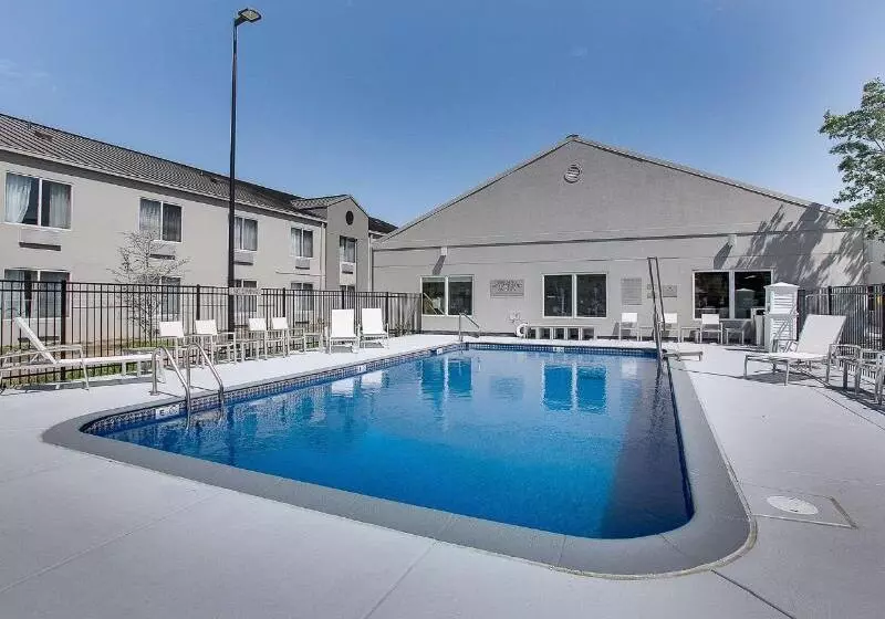 酒店 Country Inn & Suites By Radisson, Wichita East, Ks