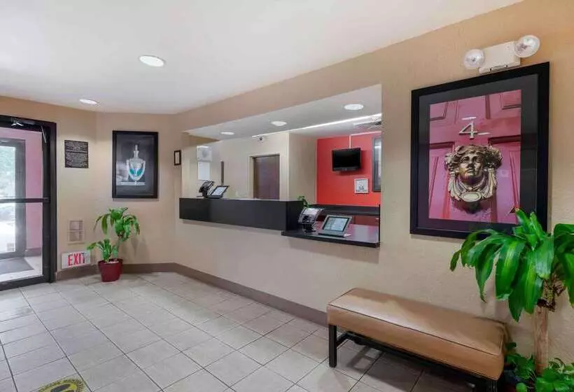 בית מלון כפרי Extended Stay America Select Suites   Jacksonville   Lenoir Avenue East