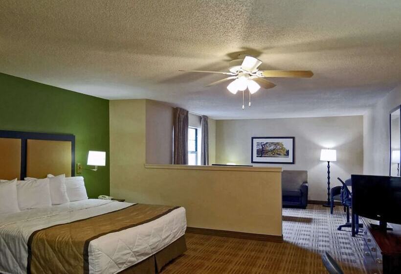 Отель Suburban Studios Minneapolis Bloomington