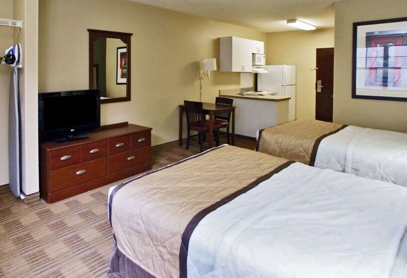 Отель Suburban Studios Minneapolis Bloomington