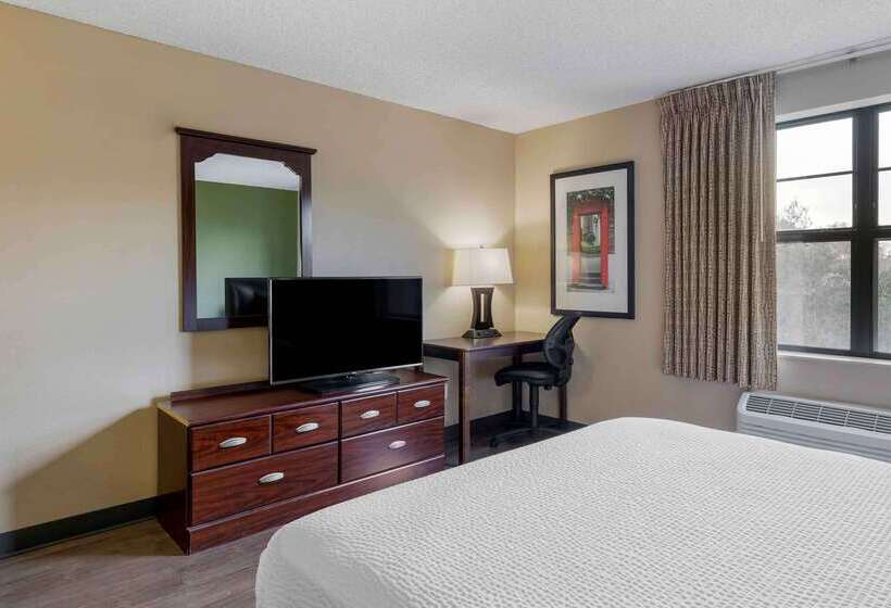 Отель Extended Stay America Suites  Santa Barbara  Calle Real