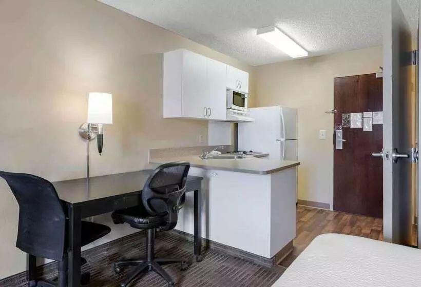 فندق Extended Stay America Suites Santa Barbara Calle Real